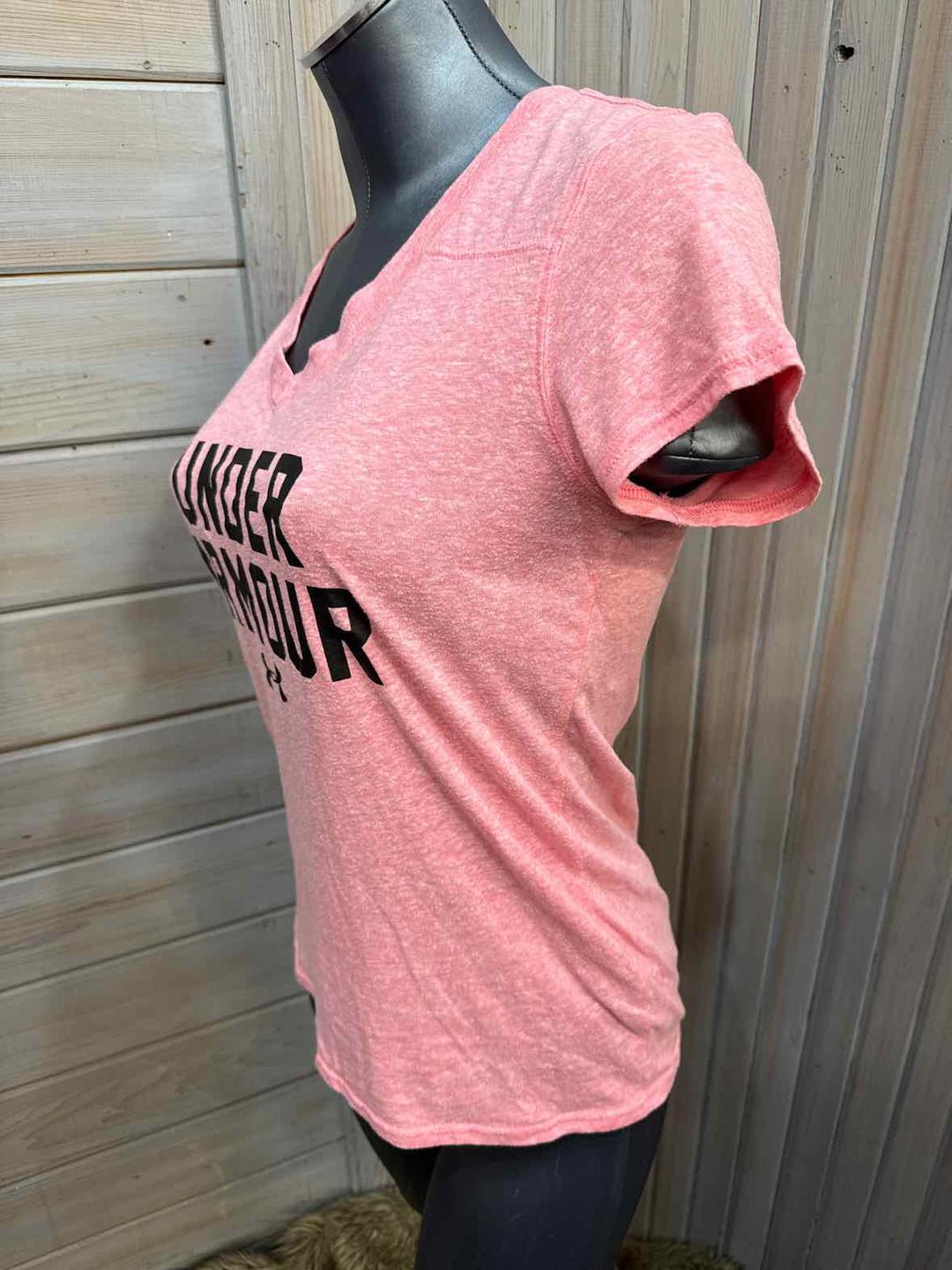 S -  Under Armour T-Shirt