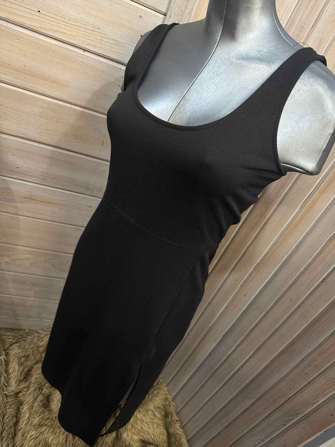 S - Open Edit Dress