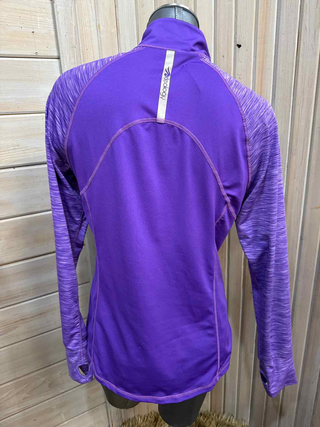 M - ideology Pullover