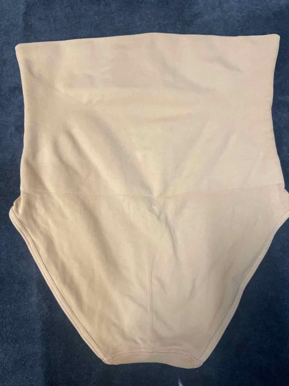XL - Underoutfit Underwear