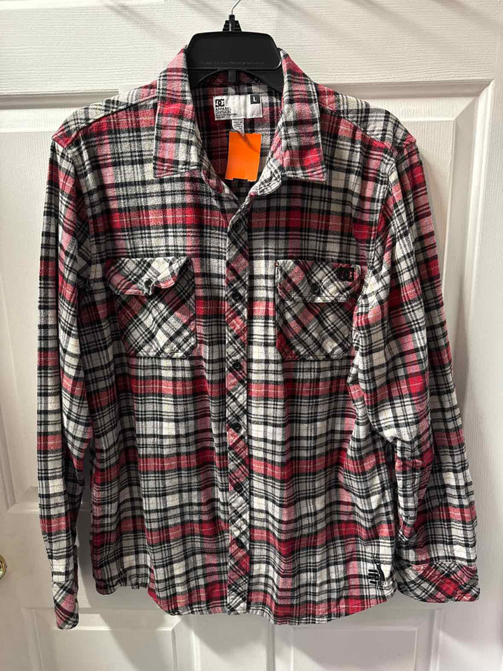 L - DC Long Sleeve Button Up
