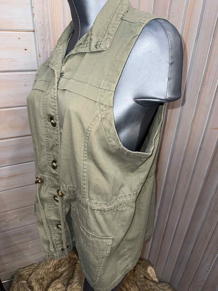 1X - Maurices Vest