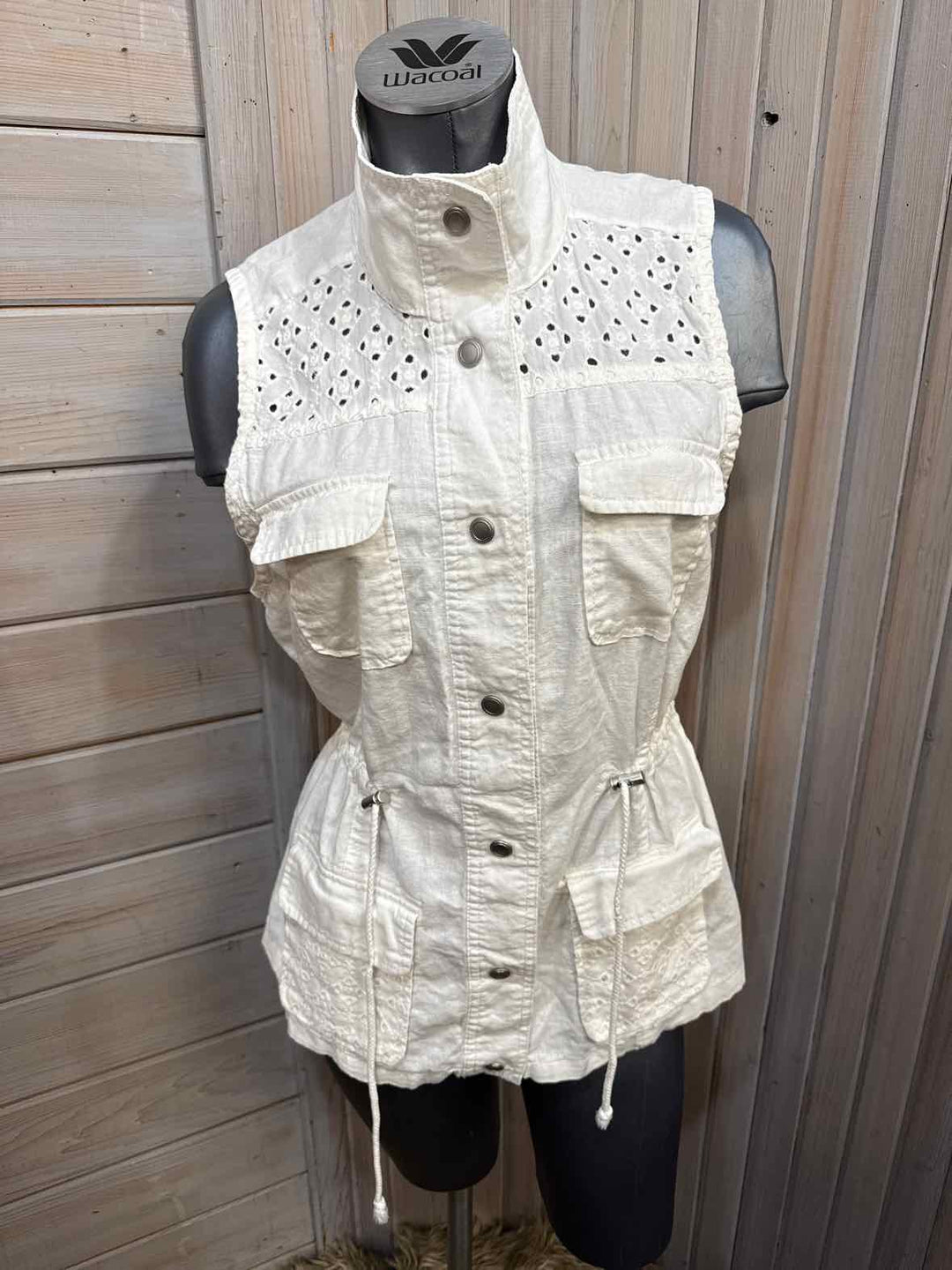 L - Maurices Vest
