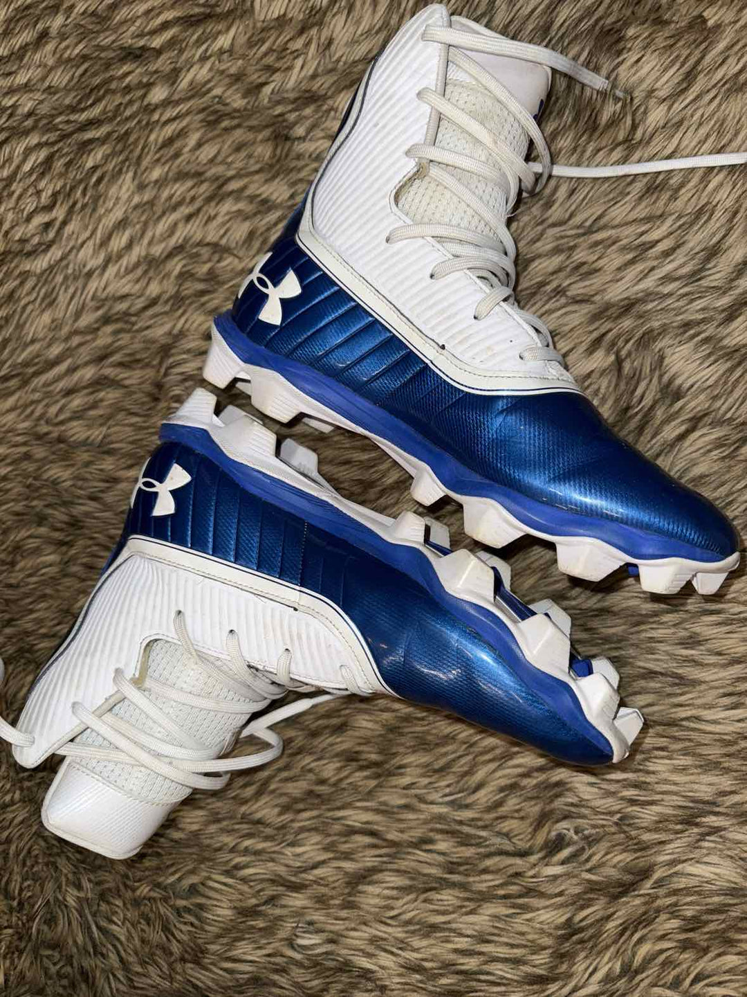 8.5 - 8.5 Under Armour Sports Shoes