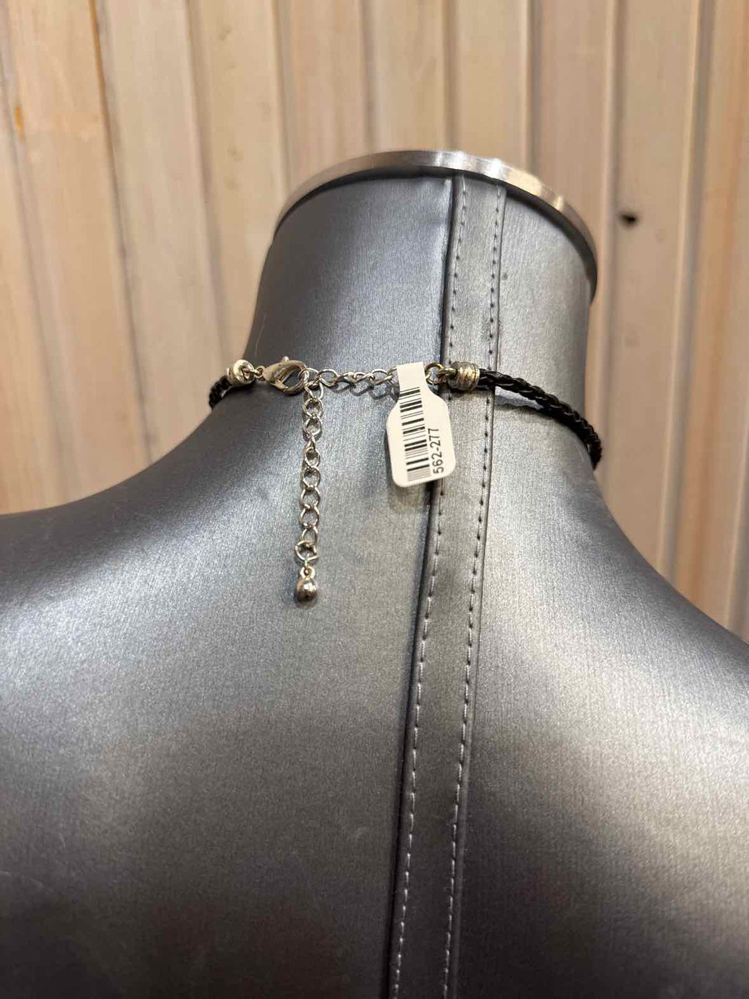 Jewelry - Necklace