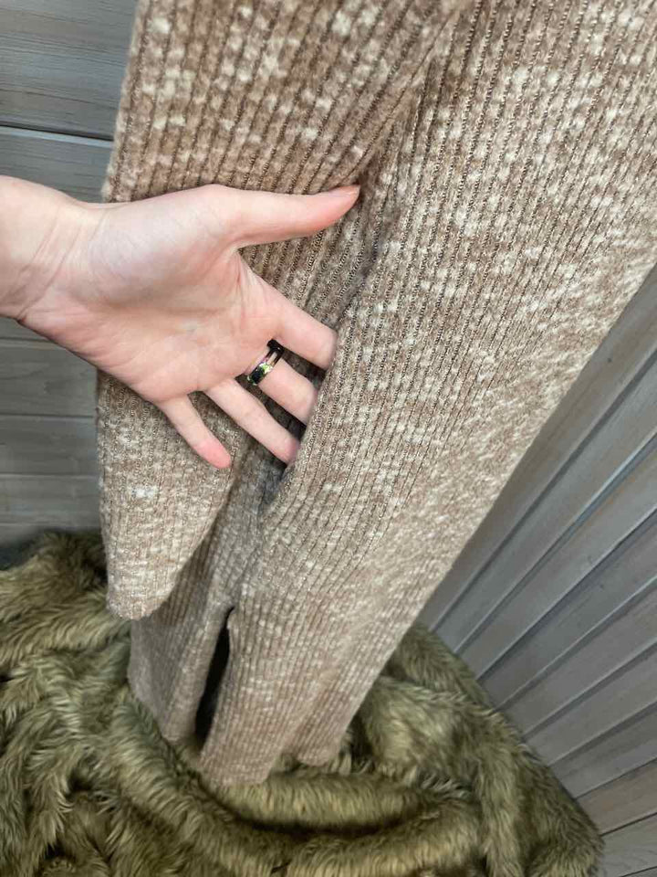 S - Love In Cardigan