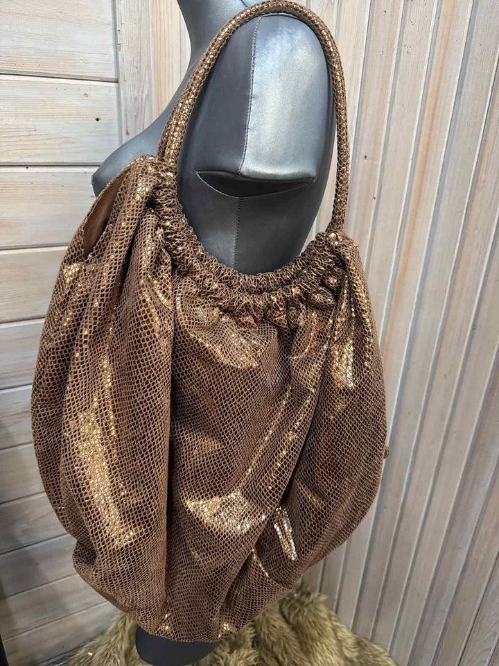 Purse - Daisy Fuentes Shoulder Bag