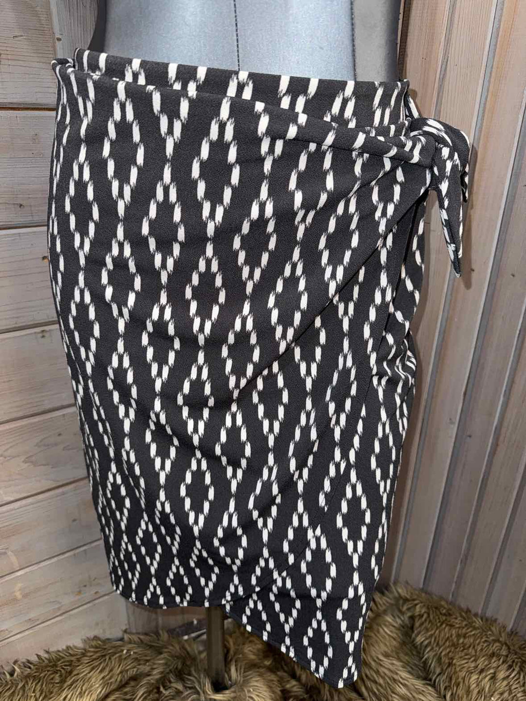 M - Banana Republic Skirt