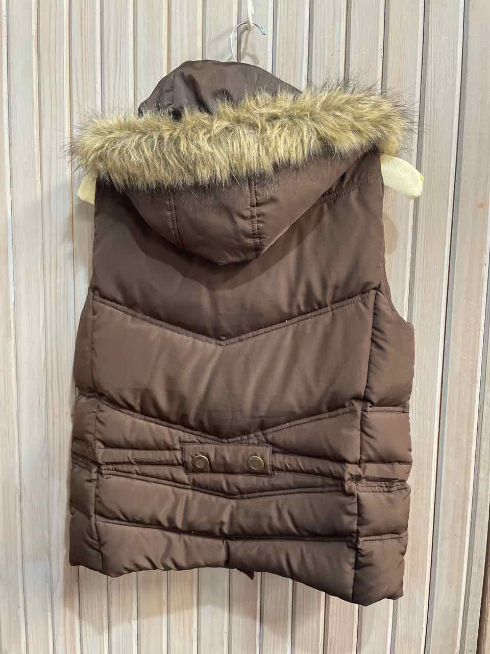 M - Maurices Vest