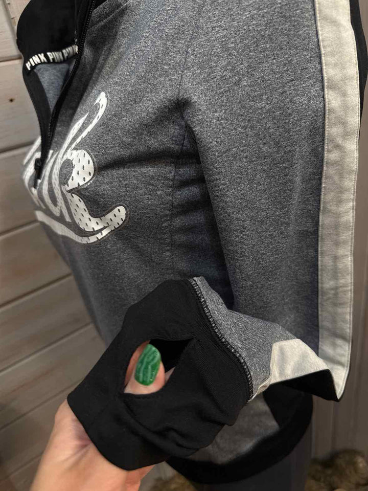 S - Victoria Secret Pullover
