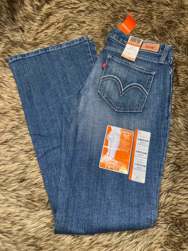 9M - Levi's Jeans