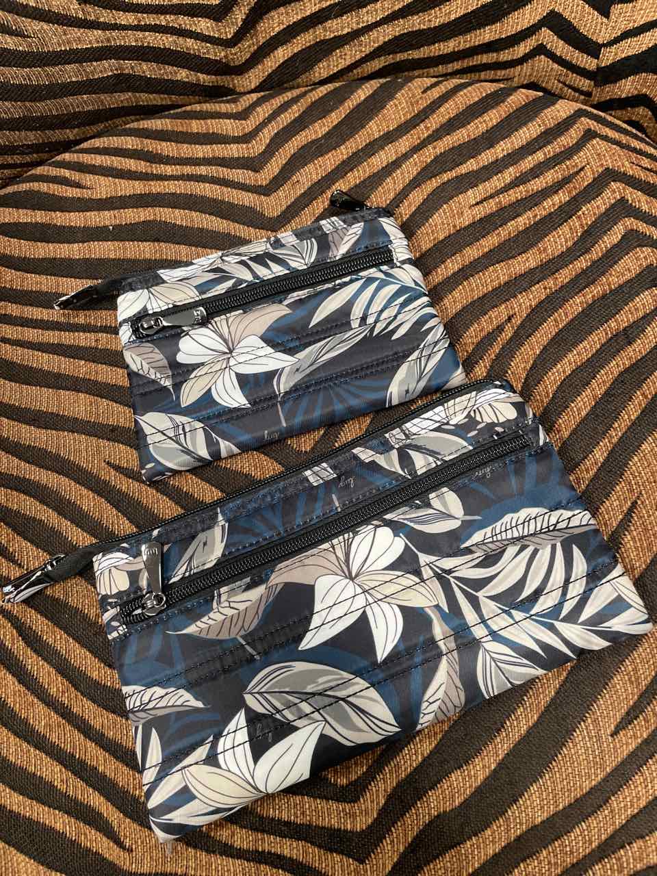 Accessories - lug cosmetic bags