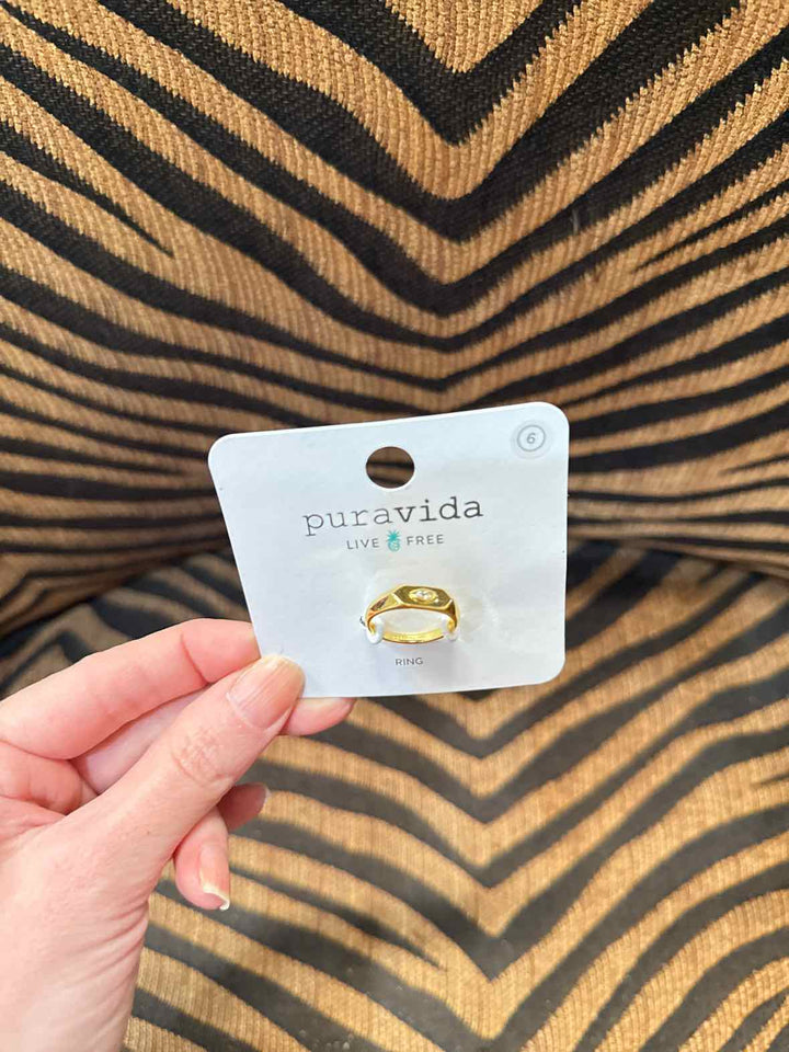 Jewelry - Puravida Ring