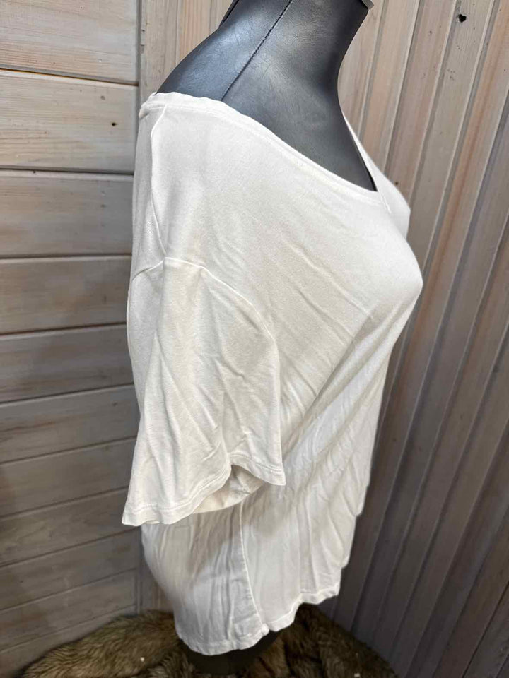 XL - Old Navy T-Shirt
