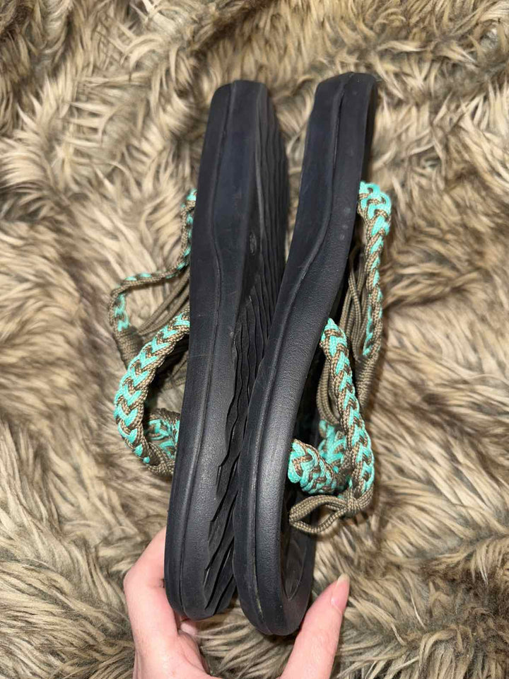 10.5 - Megnya Sandals