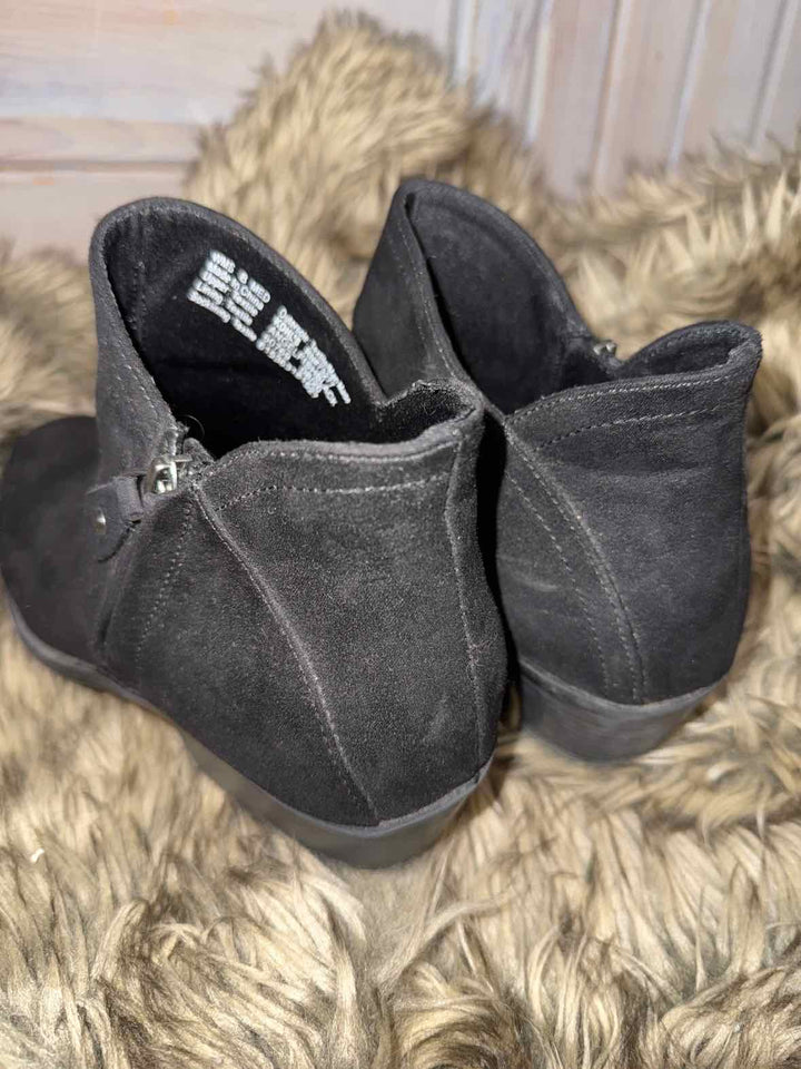8 - So Boots