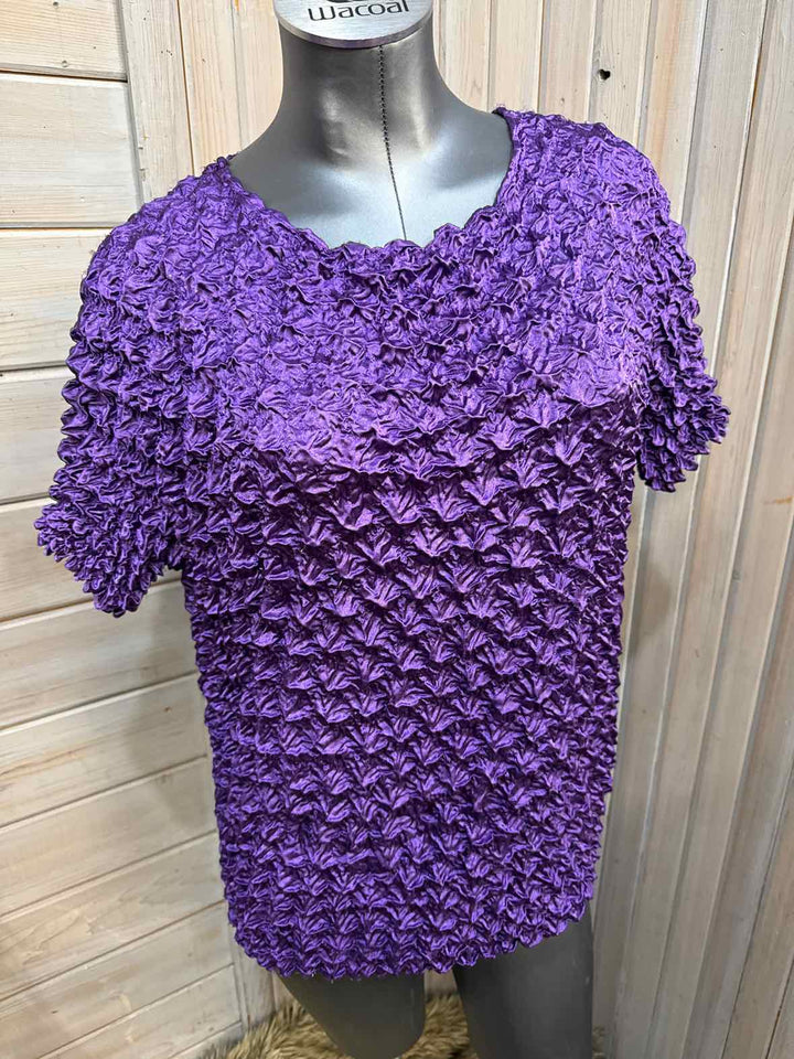 One Size - Unknown T-Shirt