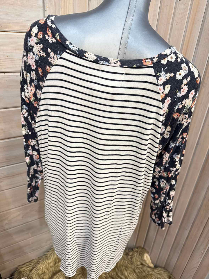 2X - Maurices 3/4 Sleeve