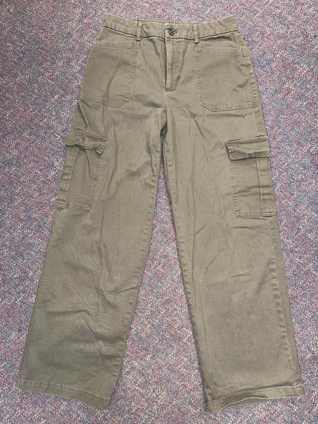 9/29 - Re Generation by Celebrity Pink Pants
