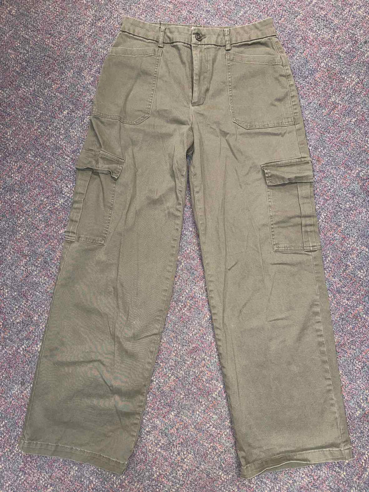 9/29 - Re Generation by Celebrity Pink Pants