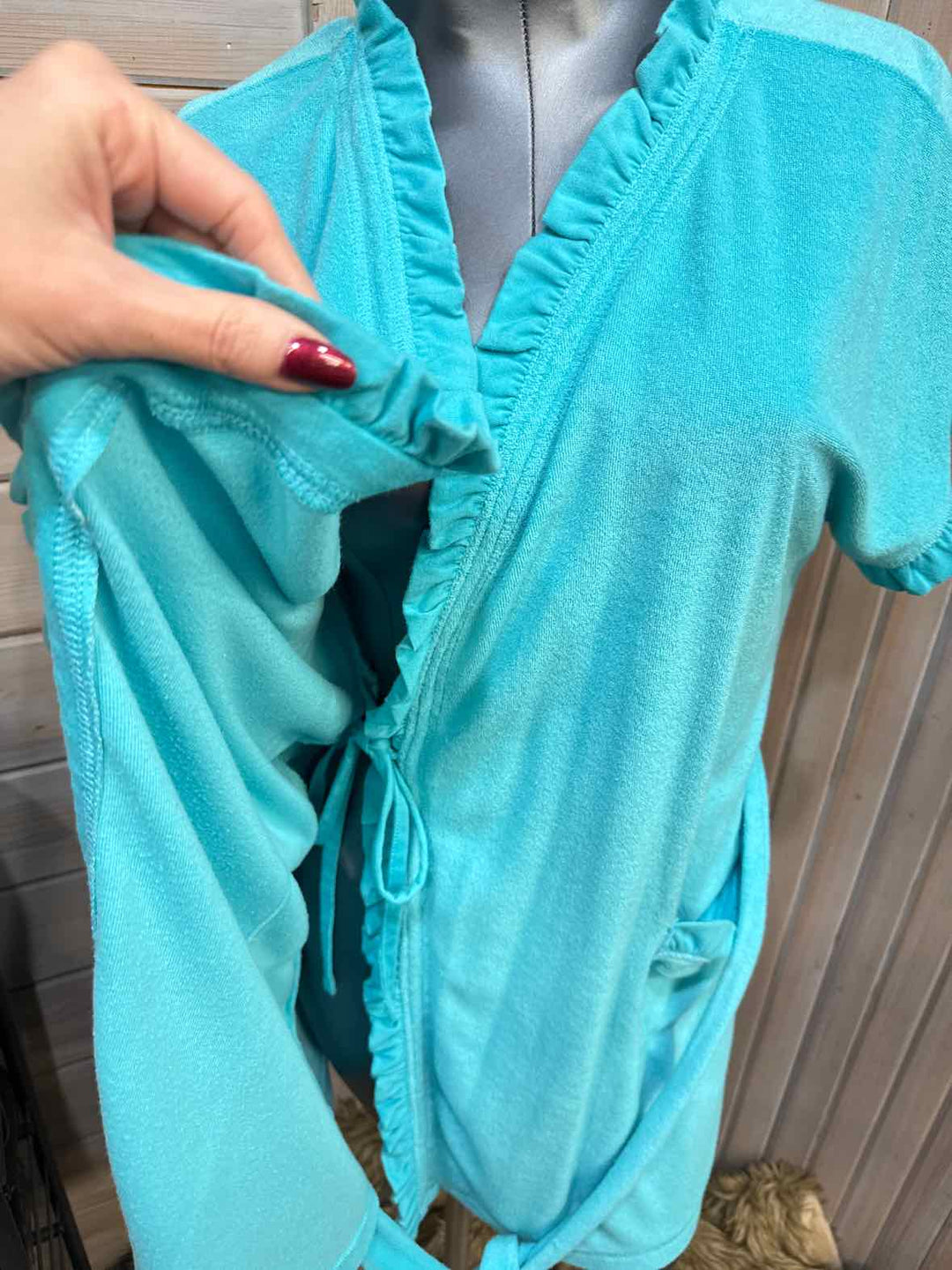 M - Relativity Robe