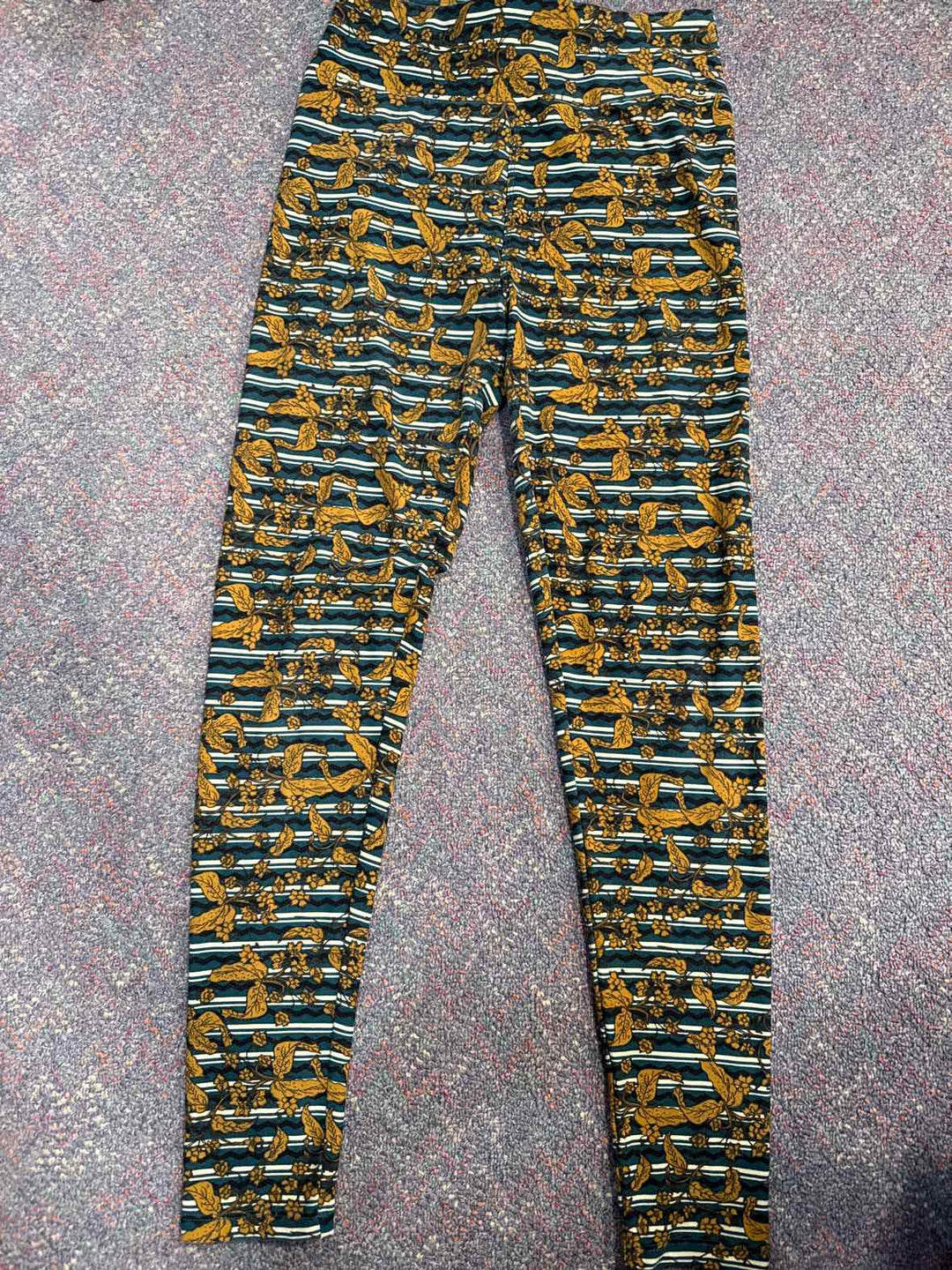 One Size - LuLaRoe Leggings