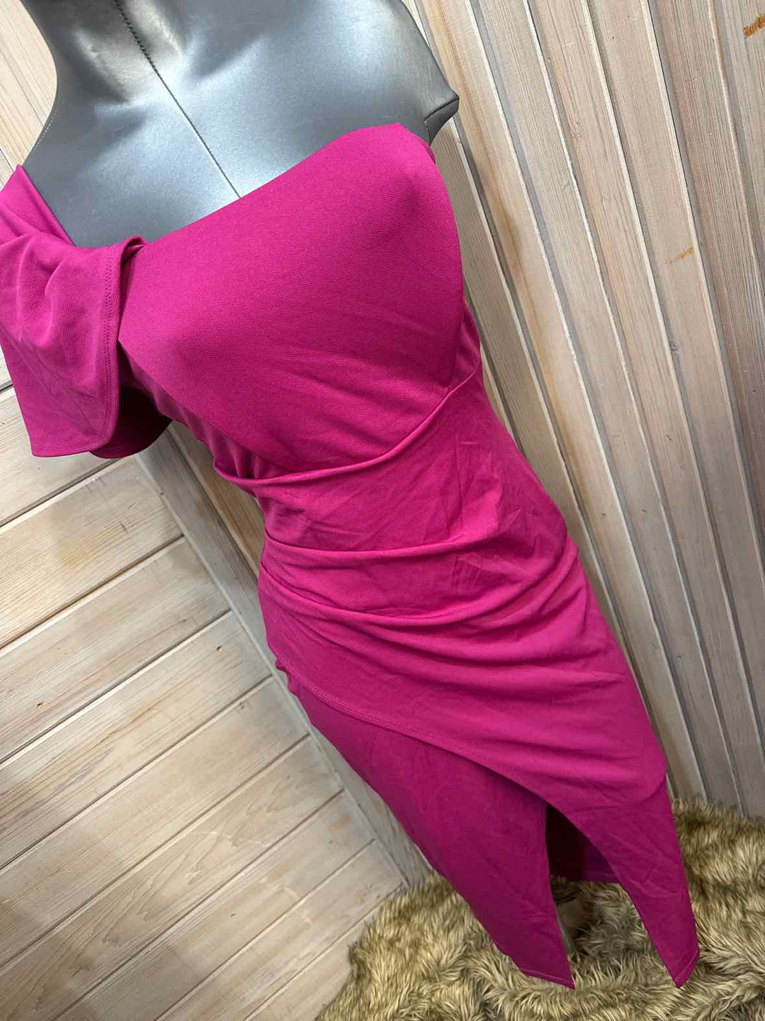 S - Fashion Nova Dress