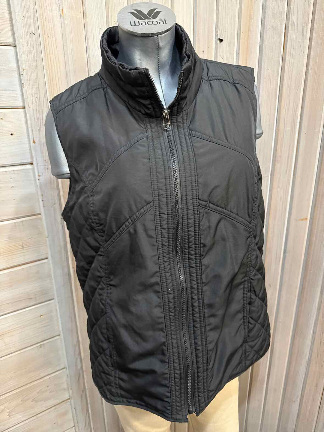 XL - North Crest Vest