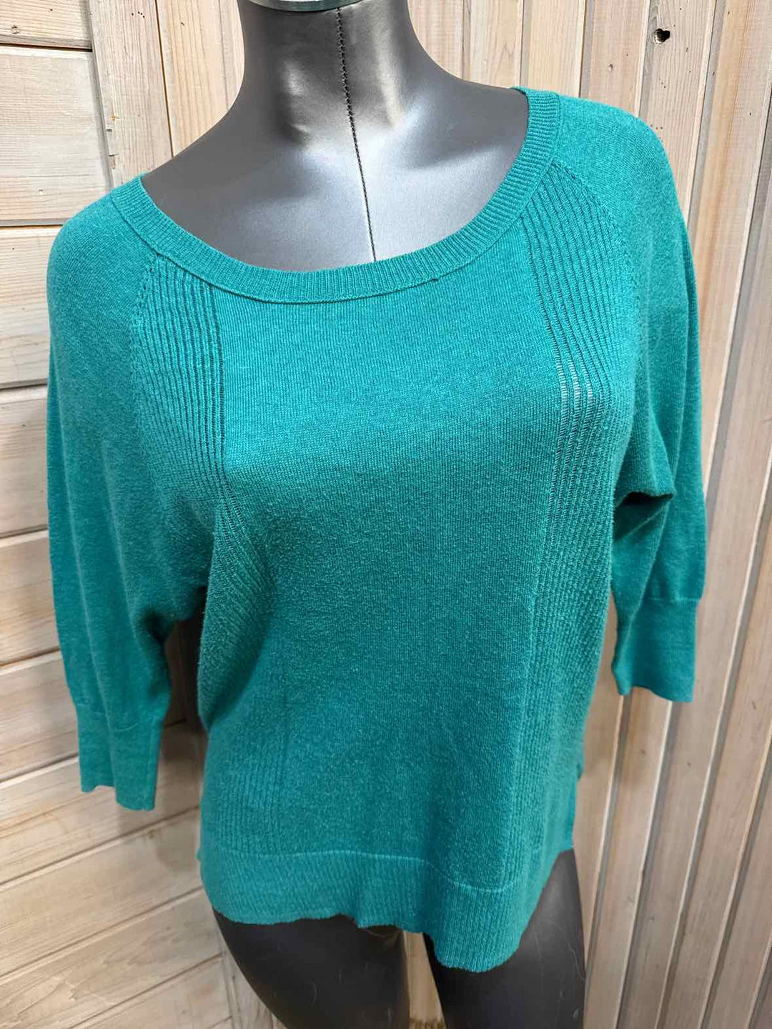XS - American Eagle Sweater