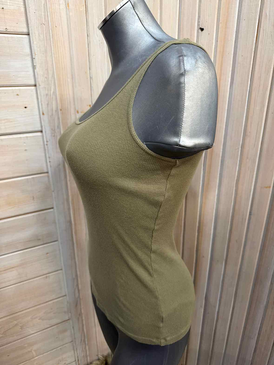 L - JCPenney Tank