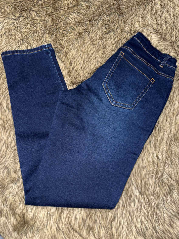 8 - Ethyl Jeans