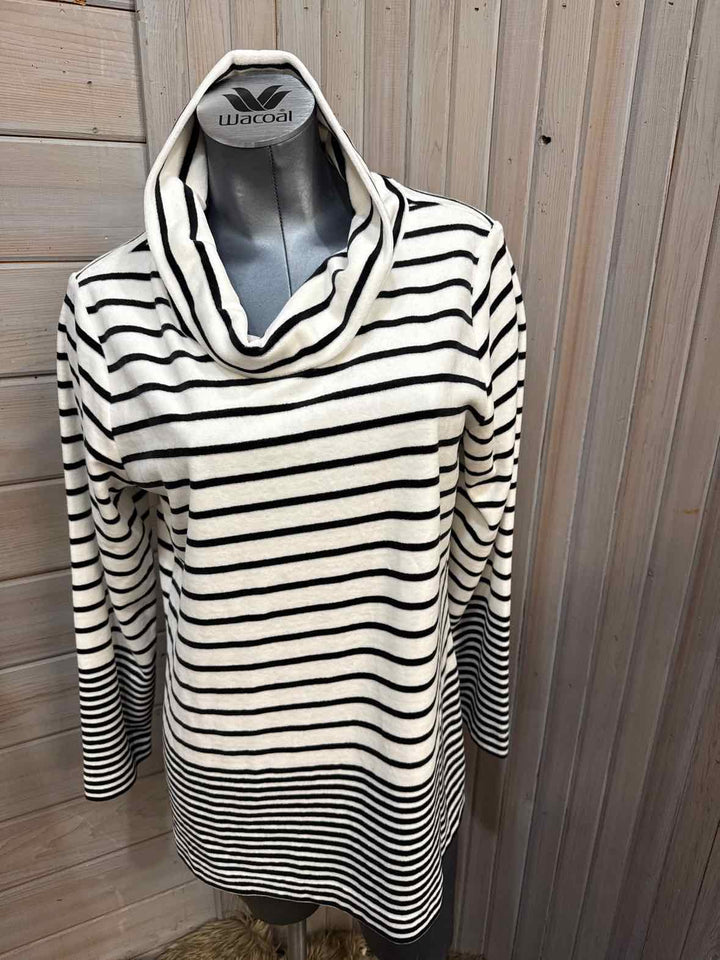 L - Appleseed's Sweater