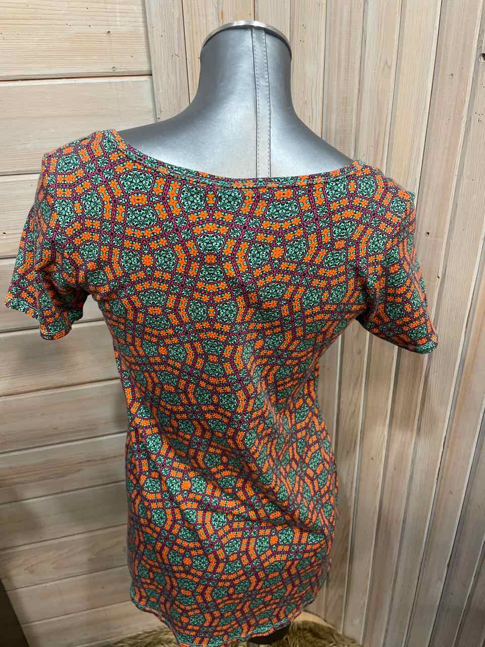 XS - LuLaRoe Classic Tee
