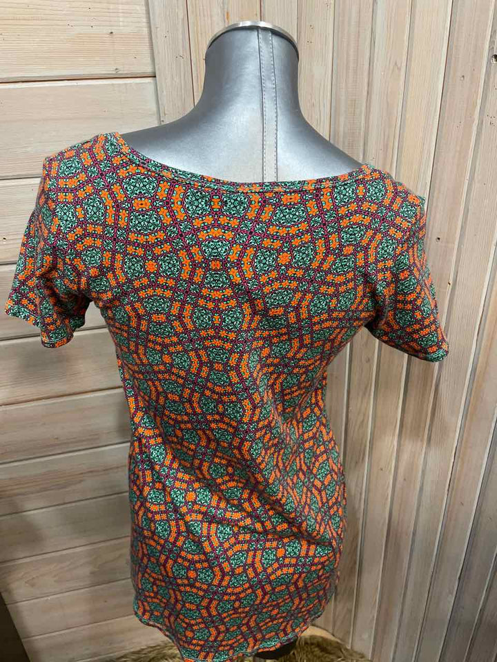 XS - LuLaRoe Classic Tee