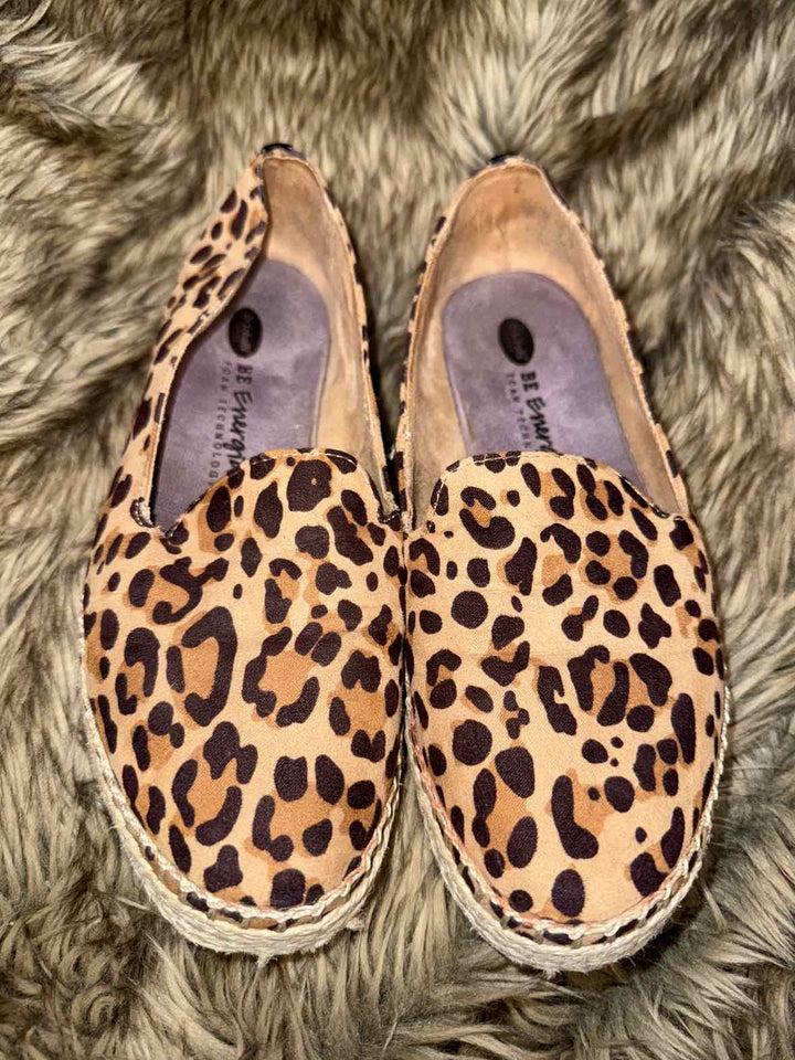 8 - Dr Scholls Slip-on