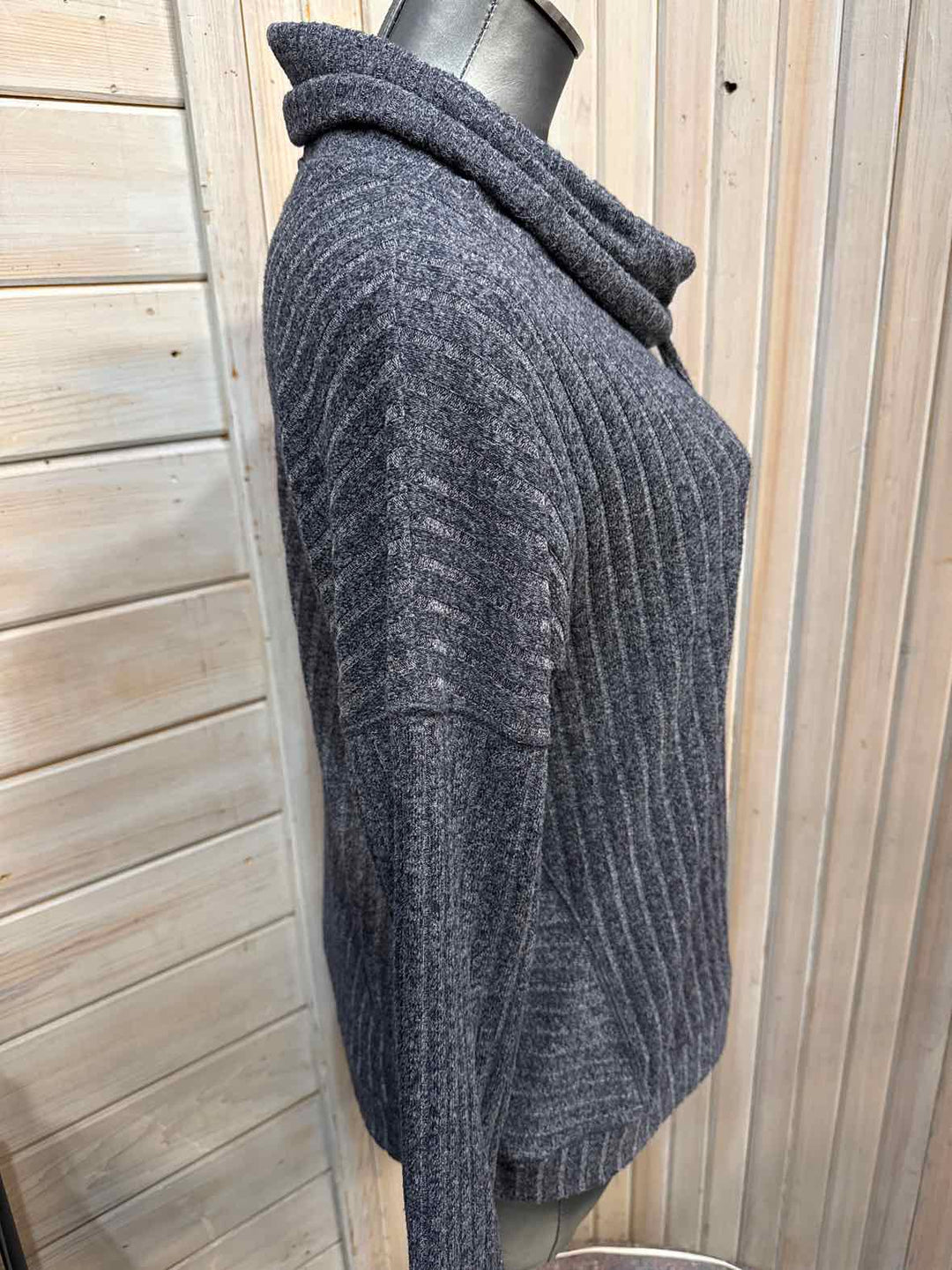 LP - Christopher & Banks Long Sleeve