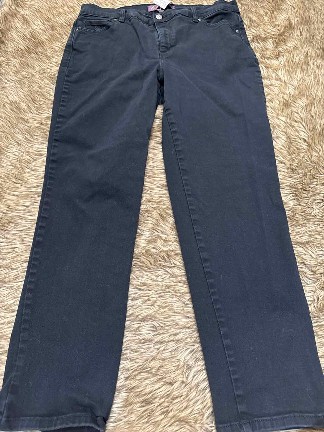 16W - Gloria Vanderbilt Jeans