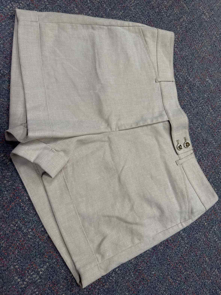 12 - WhiteHouseBlkMkt Shorts
