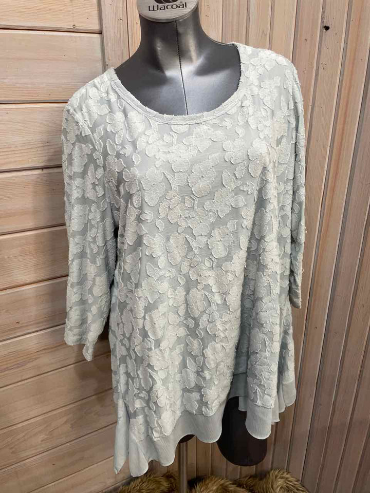 1X - Simply Vera 3/4 Sleeve