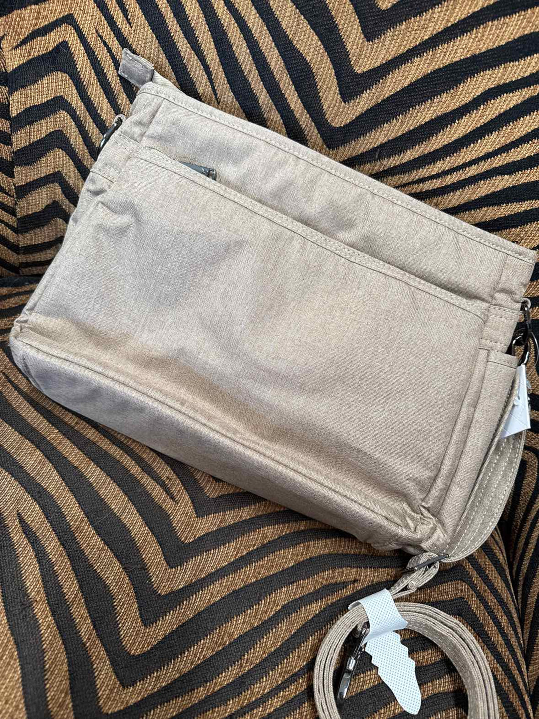 Purse - lug Crossbody