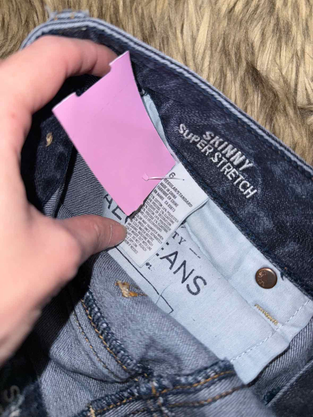 6 - American Eagle Jeans