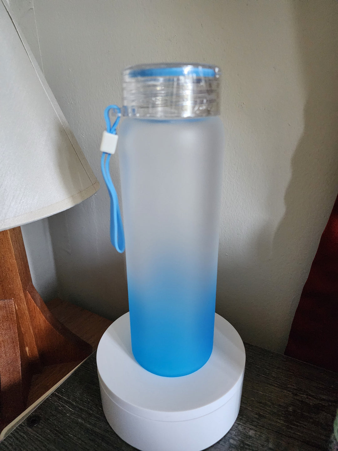 17 oz Glass Screw Top Bottle