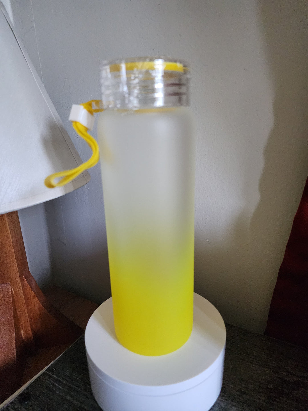 17 oz Glass Screw Top Bottle