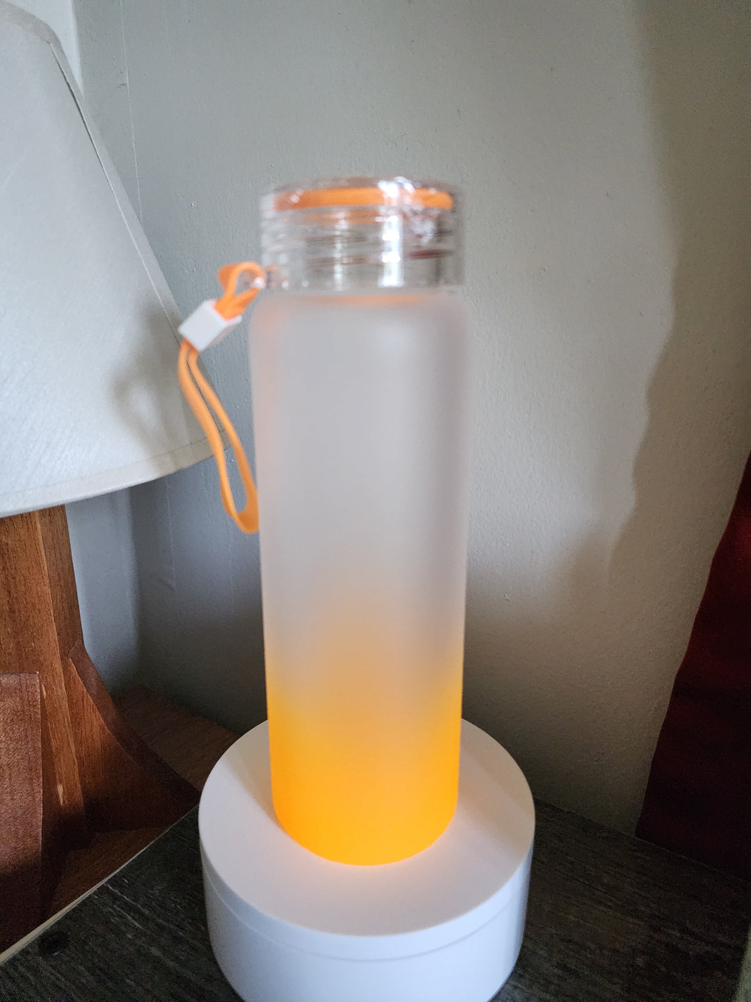 17 oz Glass Screw Top Bottle