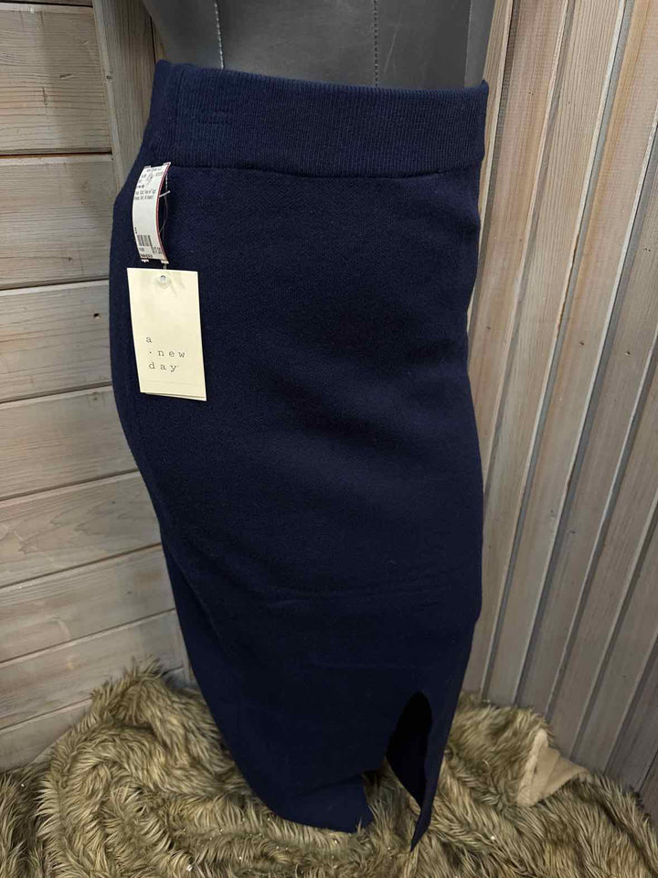 S - a new day Skirt