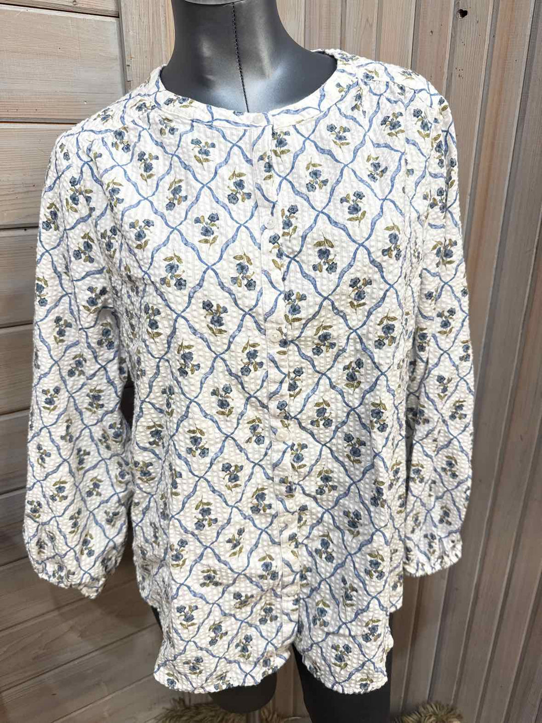 L - Lucky Brand Button Down