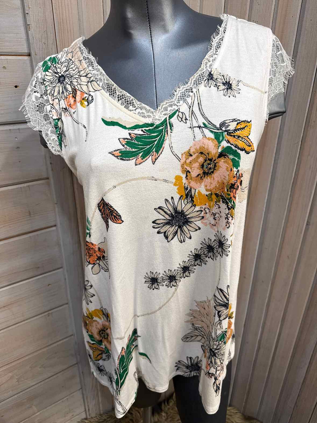 L - Maurices Sleeveless