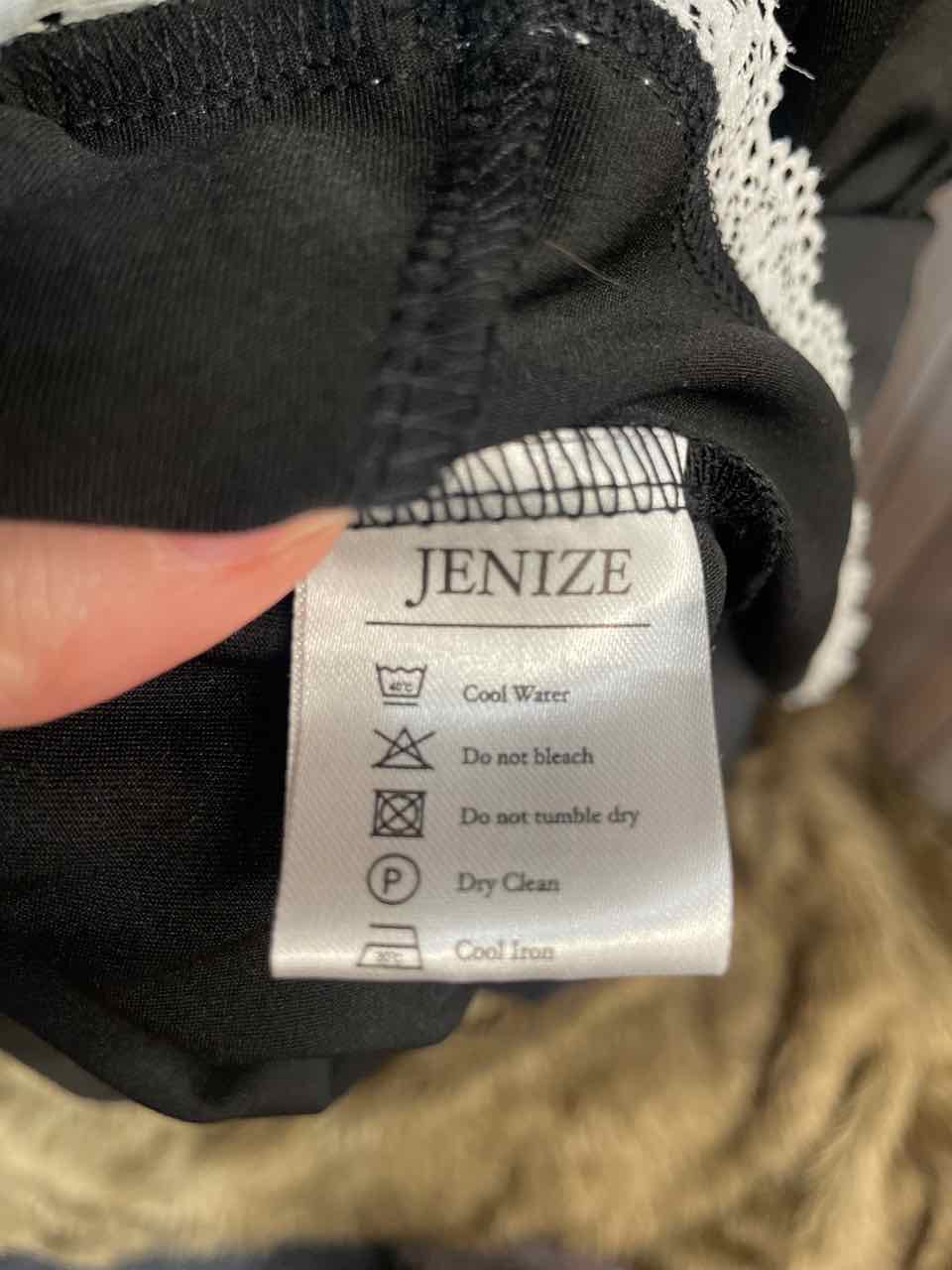 XL - Jenize Dress