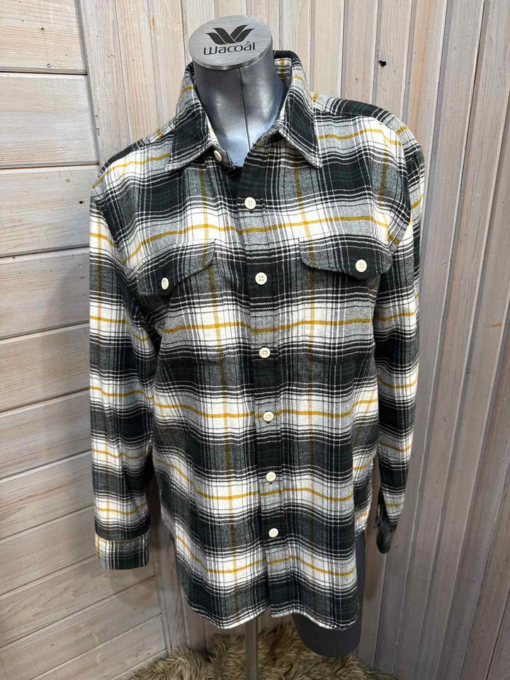 M - American Eagle Button Down