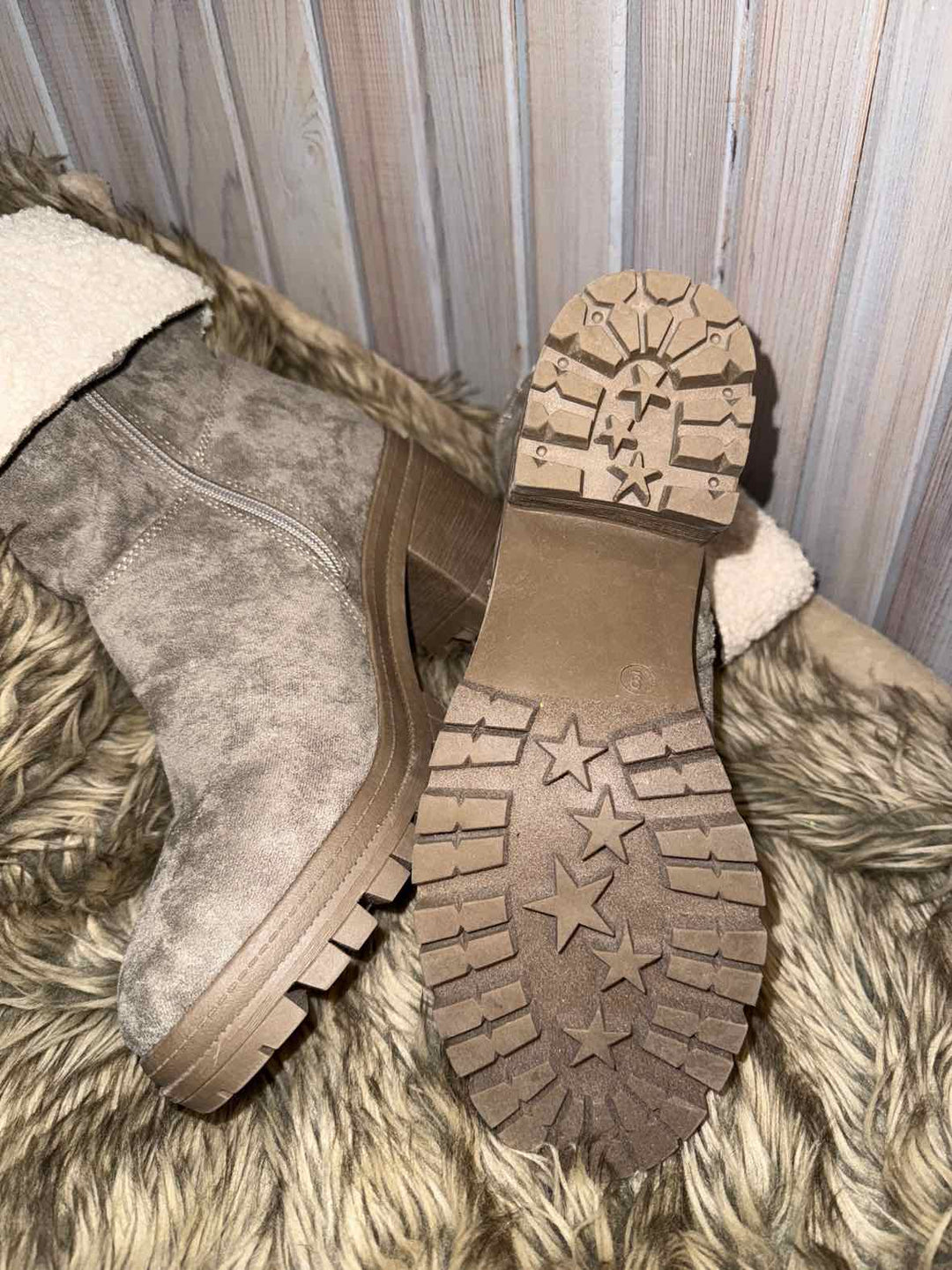 9 - Very G Boots